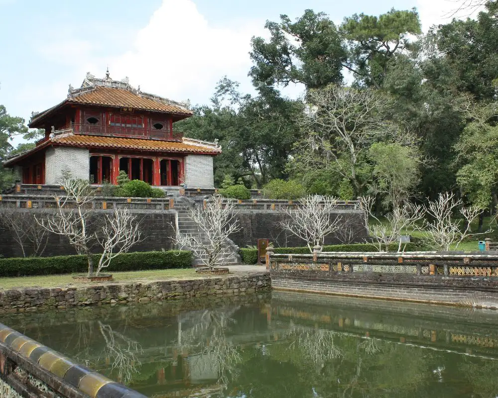 Explore Minh Mang Tomb: The Grandeur of Vietnam: Historic EmperorTomb